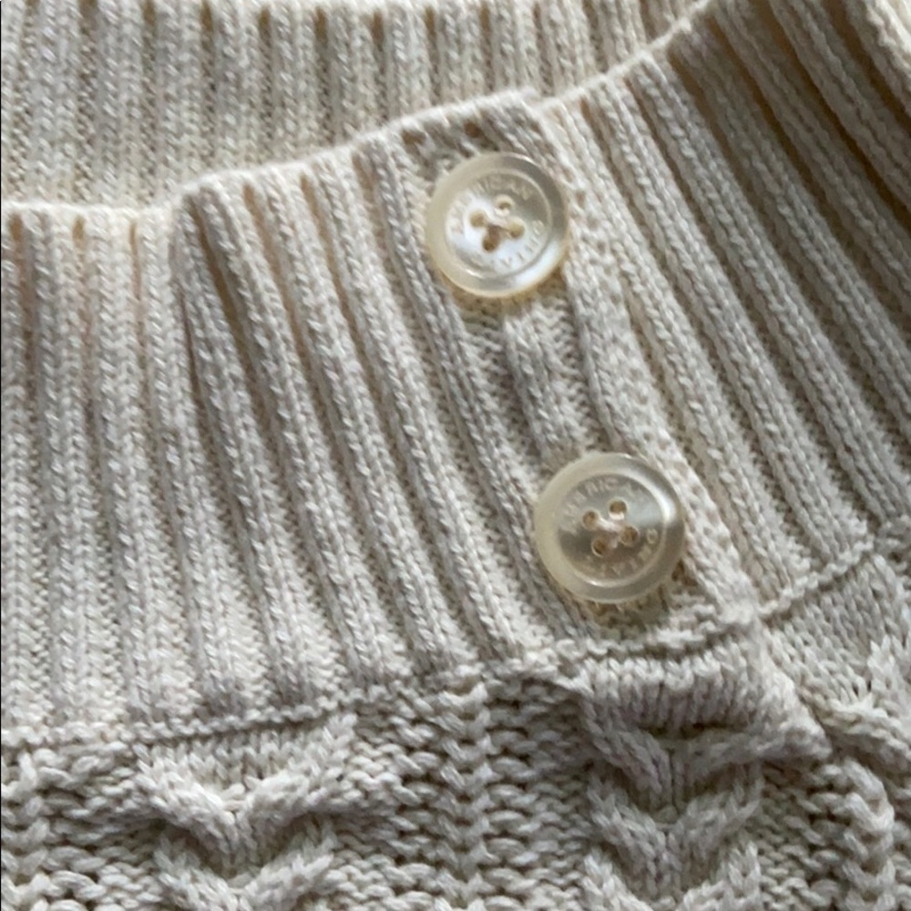 Sweater - Picture 2 of 4